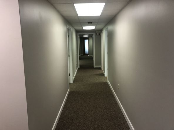 119 W Summit Hill Dr, Knoxville, TN 37902